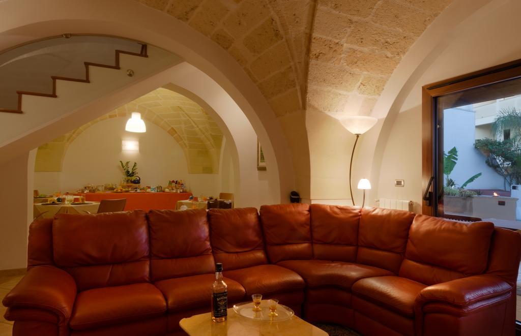 B&B L'Antica Rimessa Λέτσε Εξωτερικό φωτογραφία