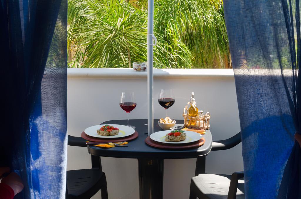 B&B L'Antica Rimessa Λέτσε Εξωτερικό φωτογραφία